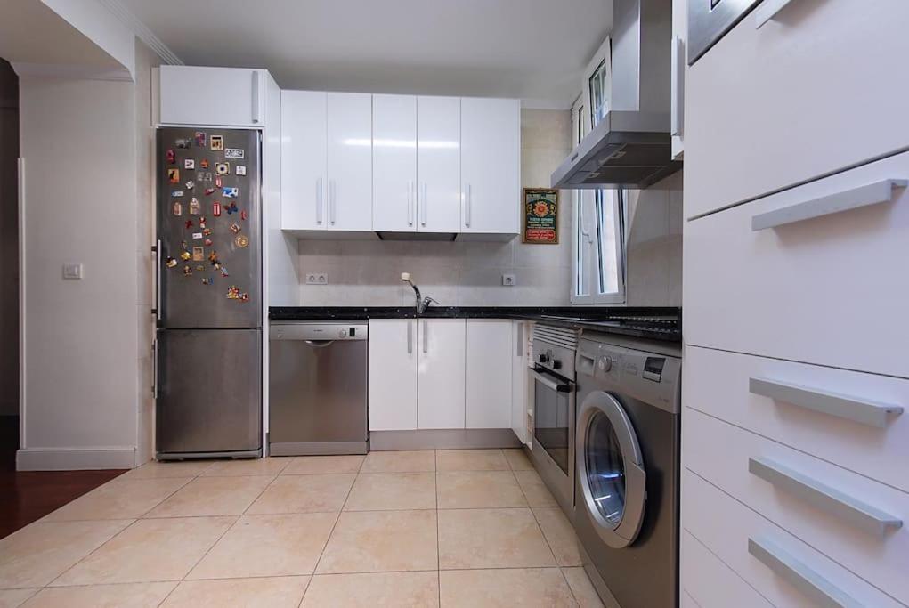 ビルバオApartamento En Casa Con Jardin + Garaje. E-Bi-201アパートメント エクステリア 写真
