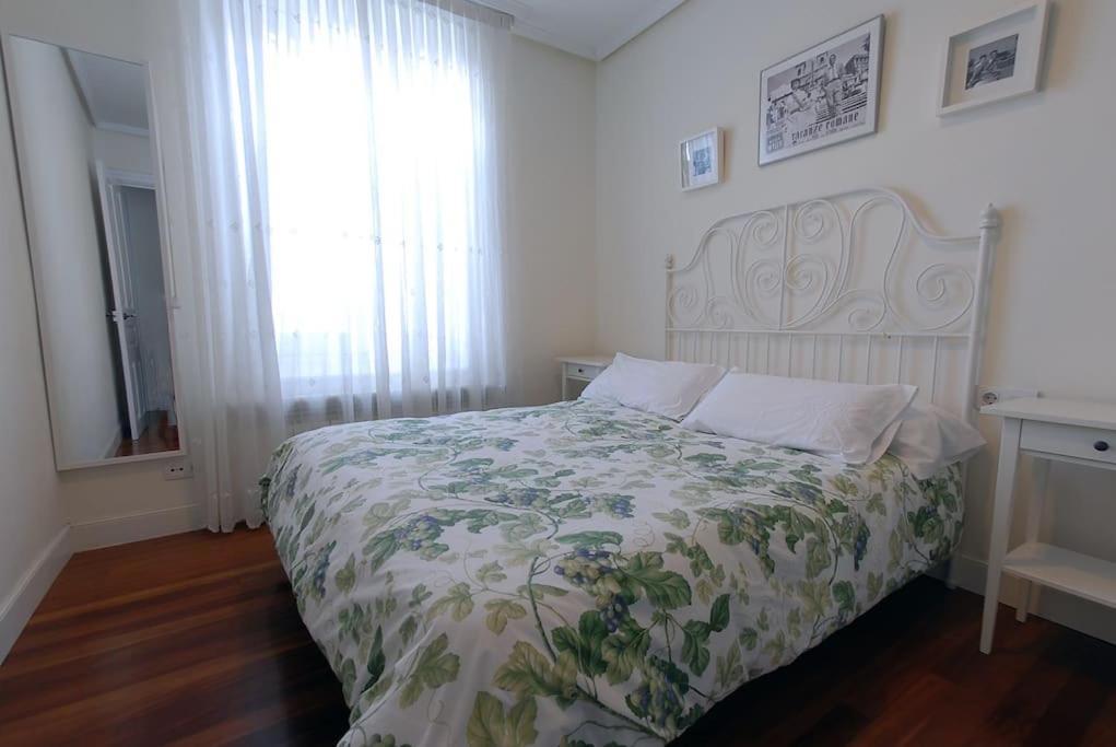 ビルバオApartamento En Casa Con Jardin + Garaje. E-Bi-201アパートメント エクステリア 写真